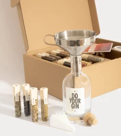 Coffret pour faire du gin maison