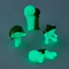 Figurine fluorescente Smiski - série Museum
