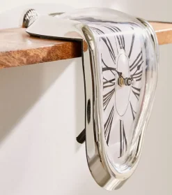 Horloge fondante inspiration Dali