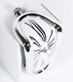 Horloge fondante inspiration Dali