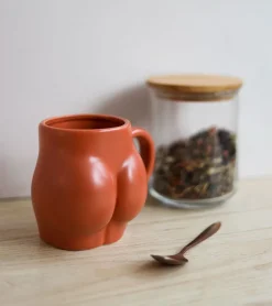 Mug ass
