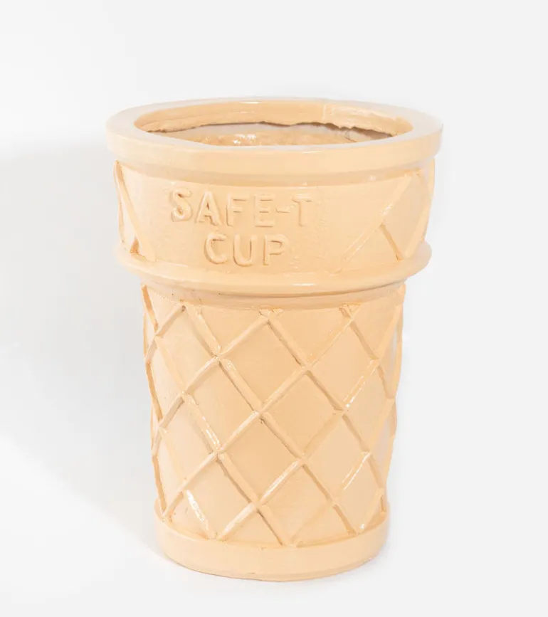 Pot de fleurs cornet de glace