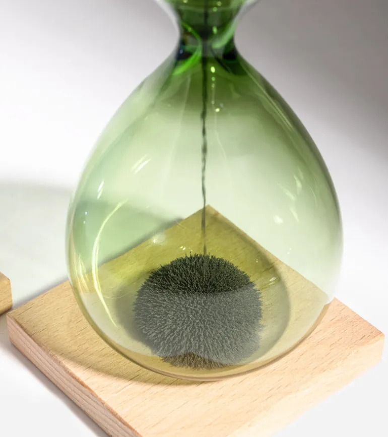 Sablier magnétique coloré